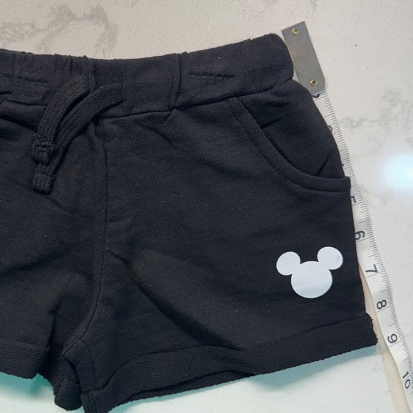 NWOT Disney Mickey Mouse Print Shorts w Pockets & Rolled Hem Kids Size 4T Black - Picture 6 of 7